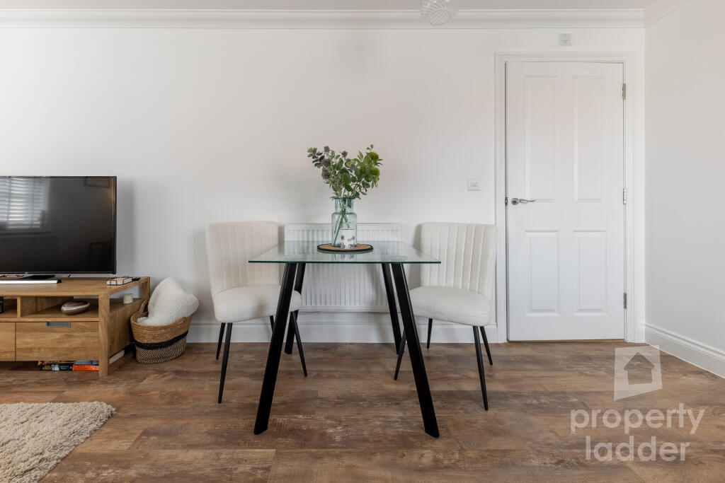 Apartment in Broadland, Sprowston - More