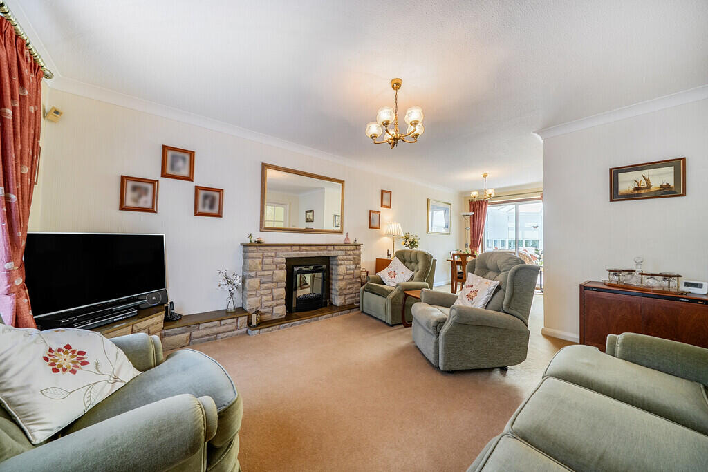 House in Dudley - View 3