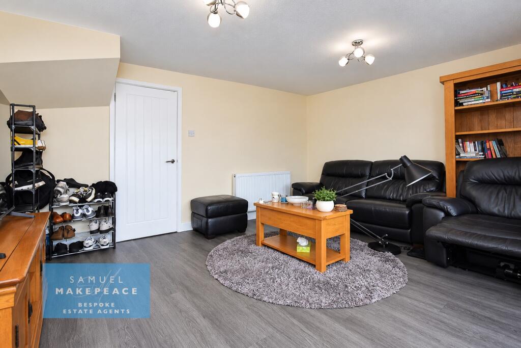 House in Stoke-on-Trent - View 4