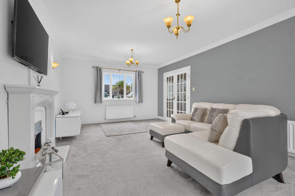 House in Paisley - More