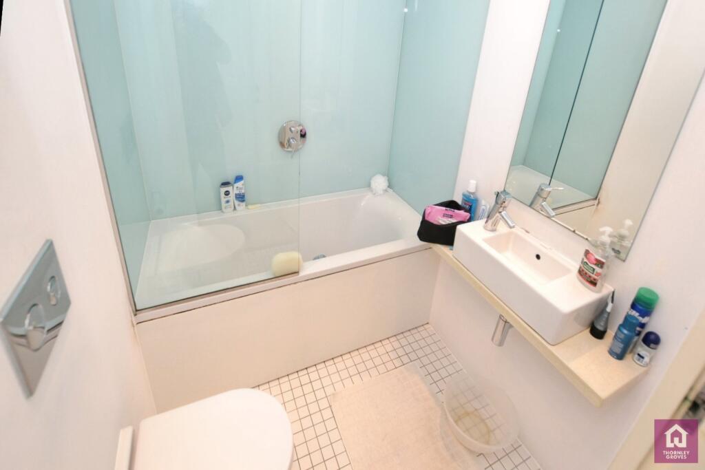 Apartment in Salford, Ordsall - View 5