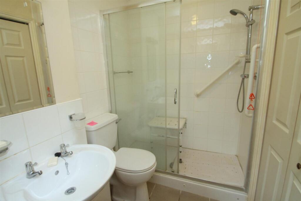 Apartment in Birmingham, Harborne - More