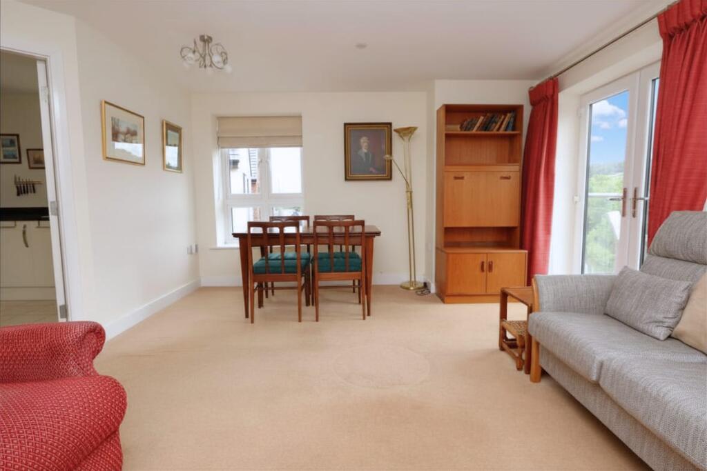 Apartment in Stockport - View 5