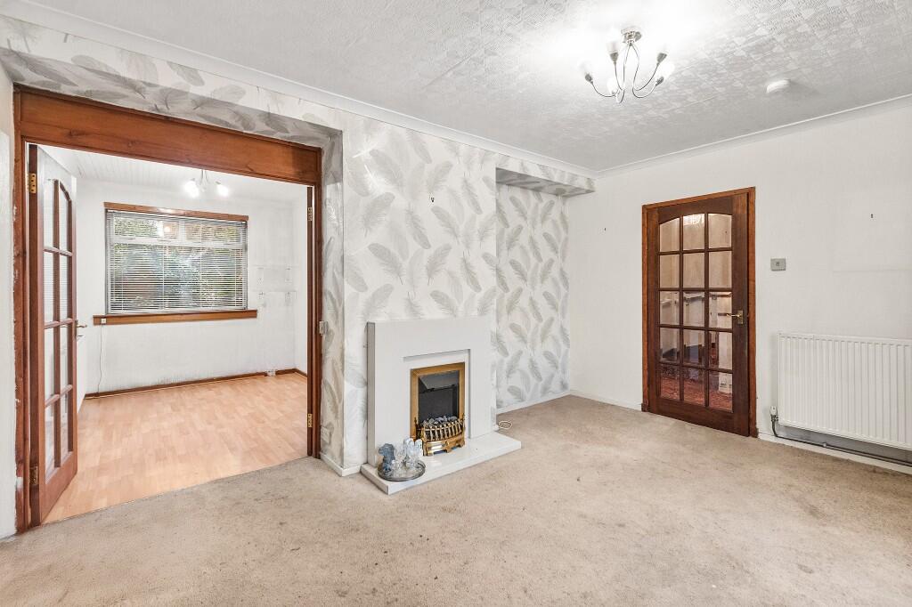36 St. Giles Square, Camelon, Falkirk, FK1 4JH photo 3