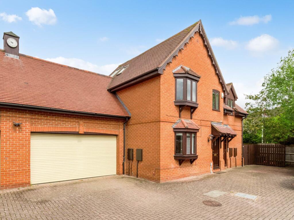 Main image of property: Courthouse Mews, Newport Pagnell