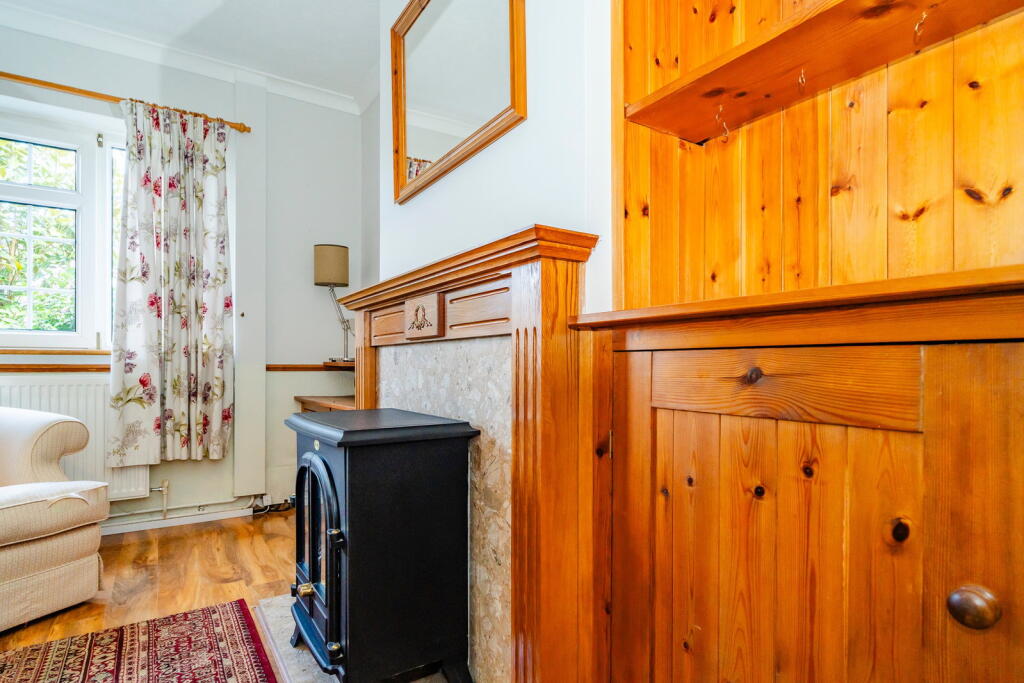 House in Tonbridge - More