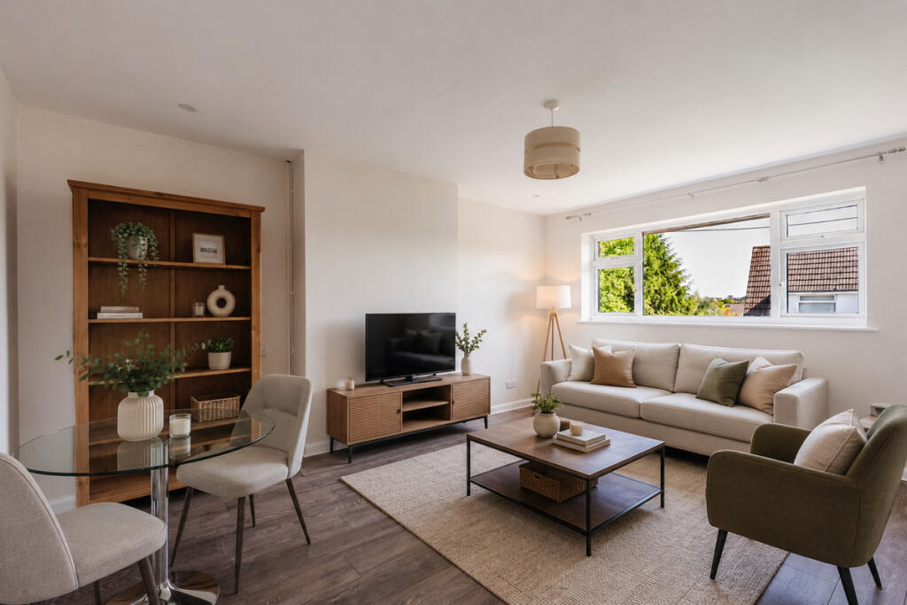 Main image of property: Larchwood Gardens, Brentwood, CM15