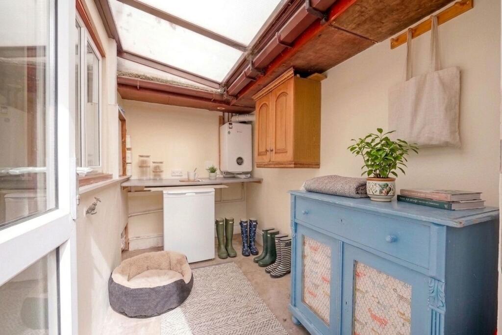 Additional image 8 of High Street, Feckenham, B96