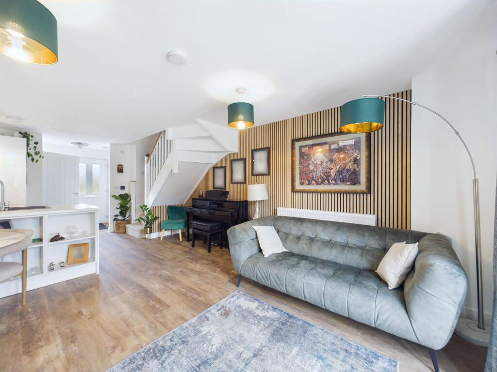 House in Portsmouth - View 4