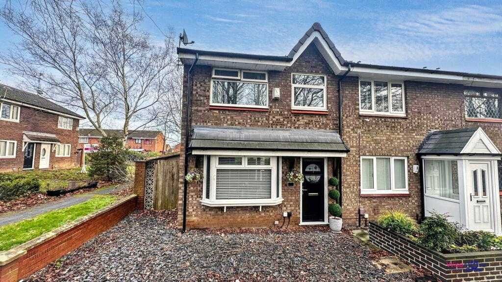 Main image of property: Somerford Walk,Widnes,WA8 3EU