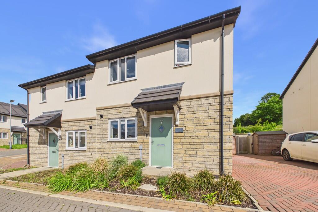 Main image of property: 21 Meadow Close, Burton, LA6 1FX