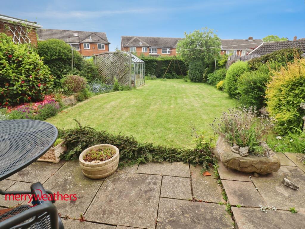 House in Rotherham, Guilthwaite - View 4