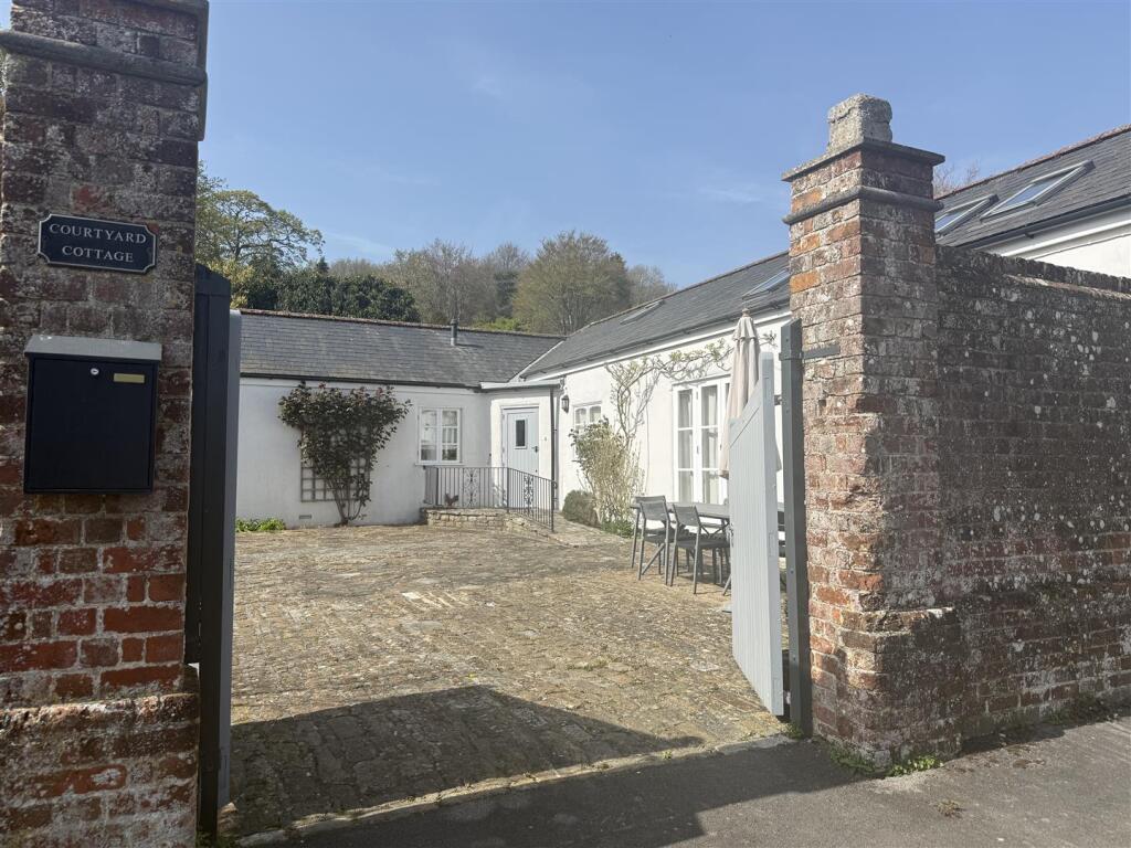 Main image of property: St. Andrews Road, Bridport