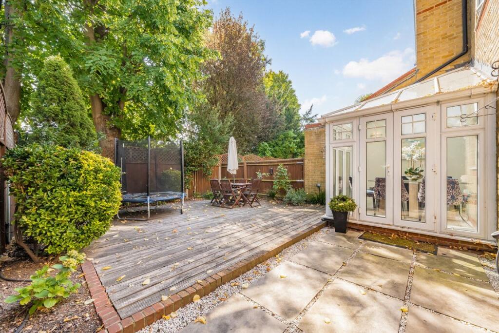 House in London - View 4