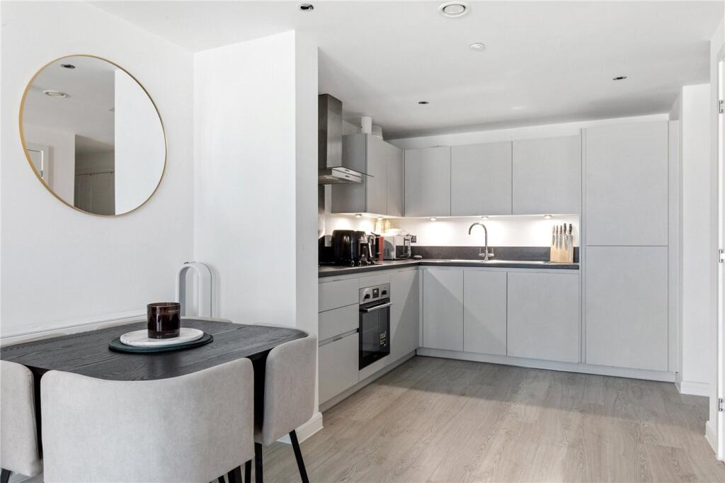 Apartment in London, The Silk District, Shadwell - View 4