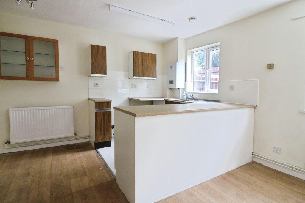 House in Slough, Wexham - More