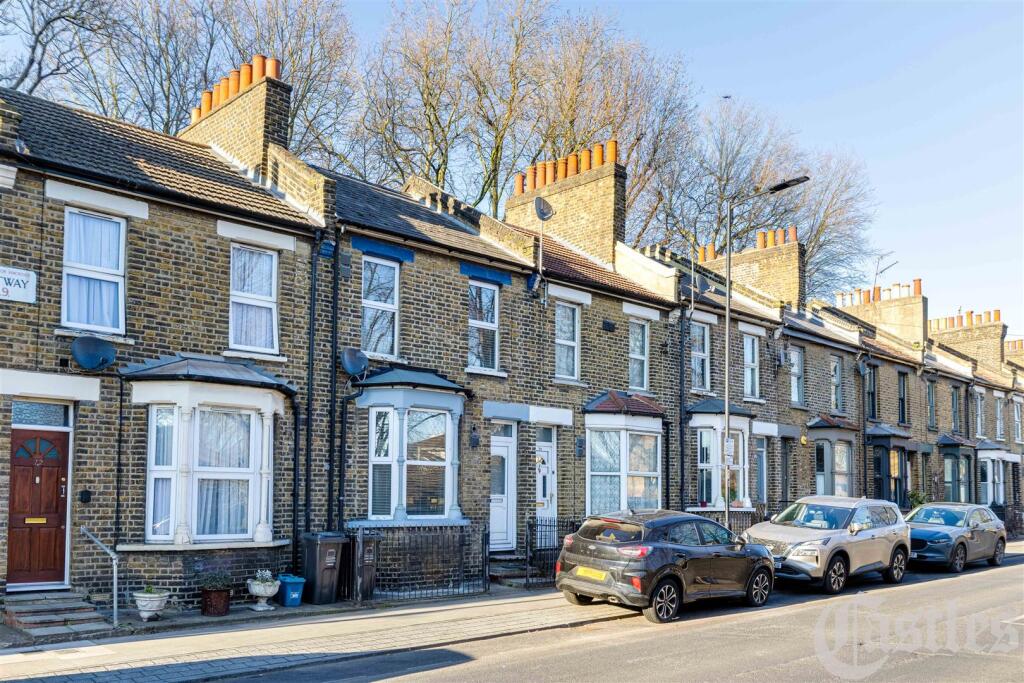 Eastway, E9 photo 2