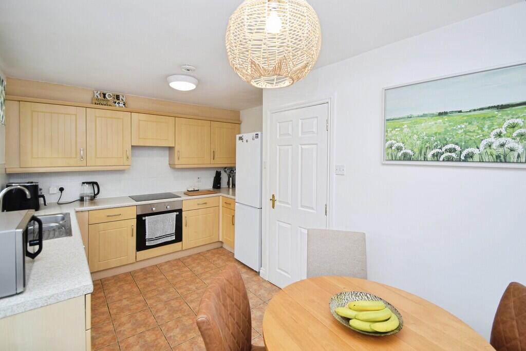 House in Bradford, Keighley - View 4