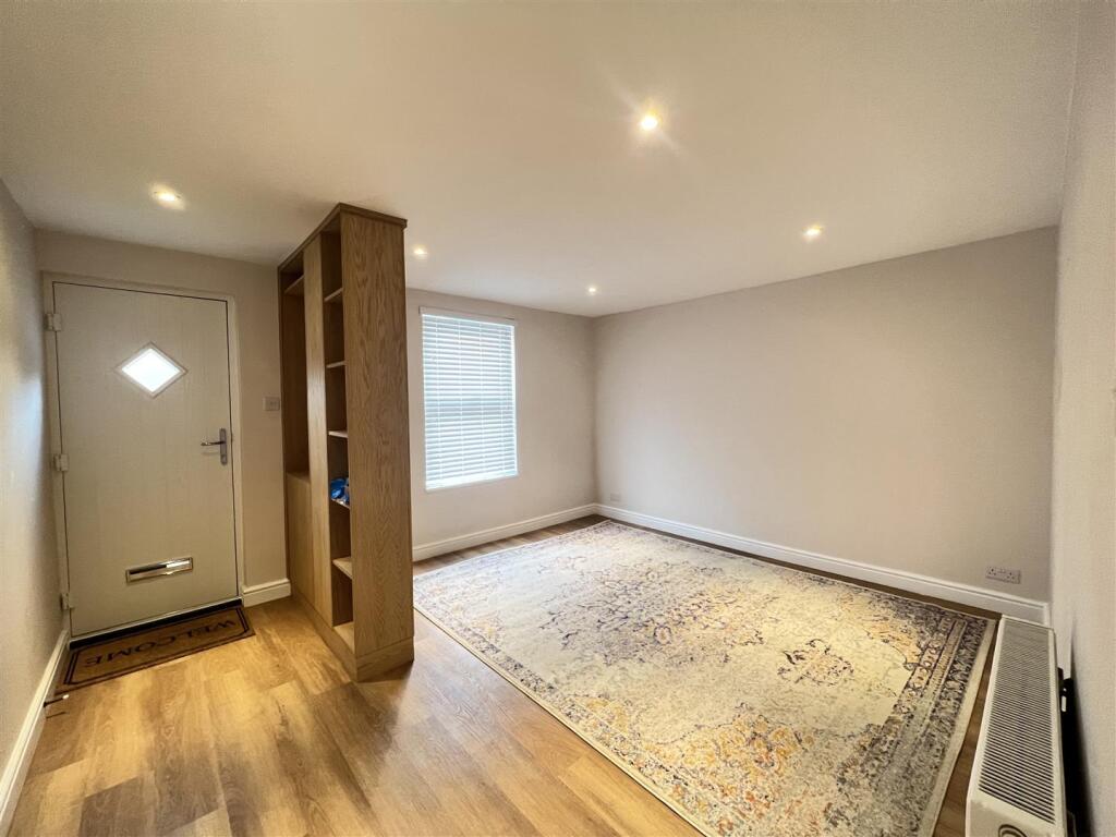 House in Tonbridge - View 4