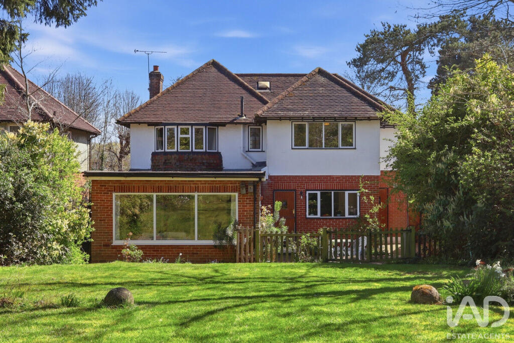 Main image of property: Rye Street, Bishop's Stortford, CM23