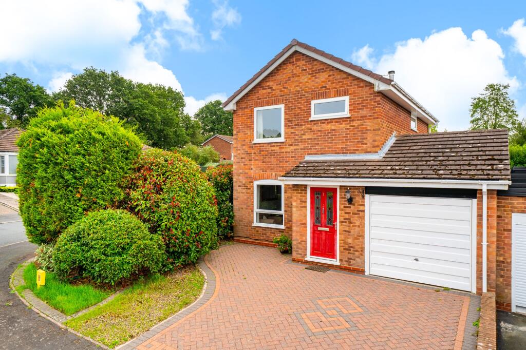 Main image of property: Sandpiper Close, Kidderminster, DY10