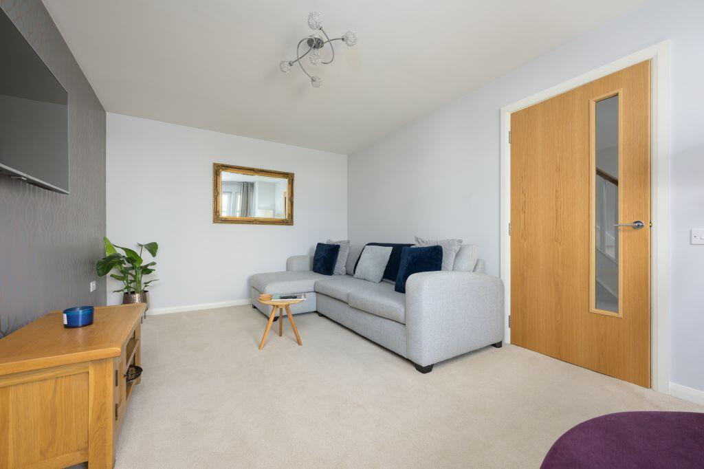 94 McDonald Street, Dunfermline, KY11 8NH photo 3