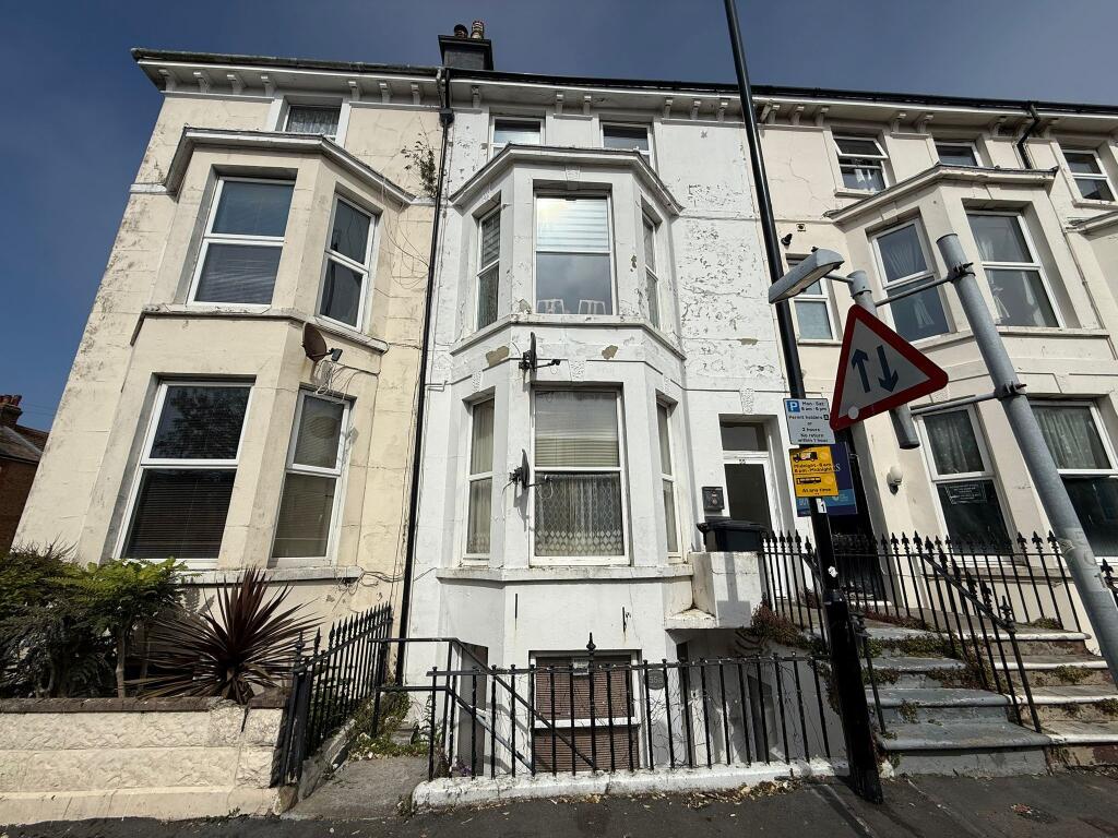 Apartment in Eastbourne, East Sussex