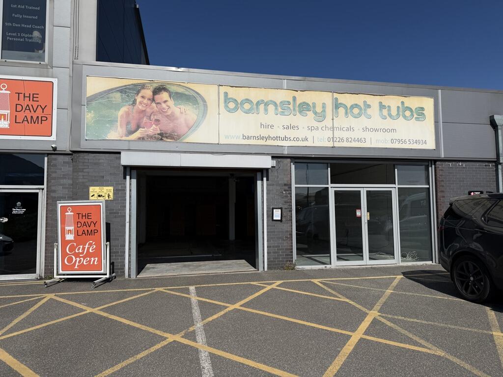 Main image of property: Unit 2, 424 Carlton Road, Barnsley, South Yorkshire, S71 3HX