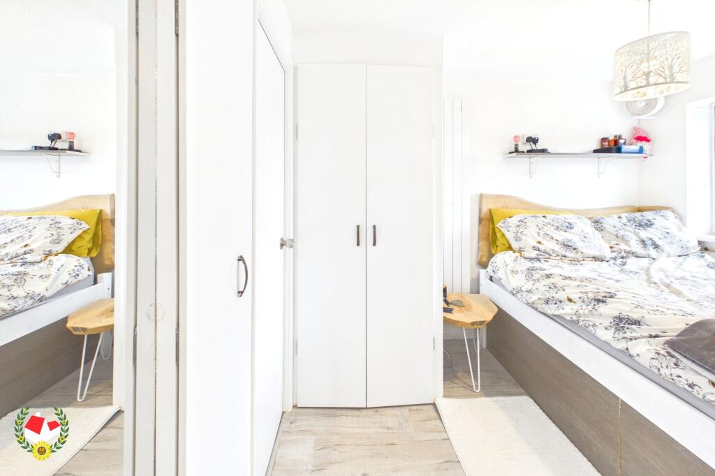 Apartment in Gloucester, Lower Rea, Quedgeley - View 5