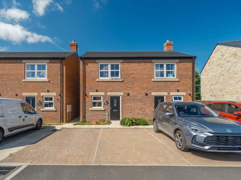 Main image of property: Barony Grove, Ponteland, Newcastle Upon Tyne, Northumberland, NE20 0FZ