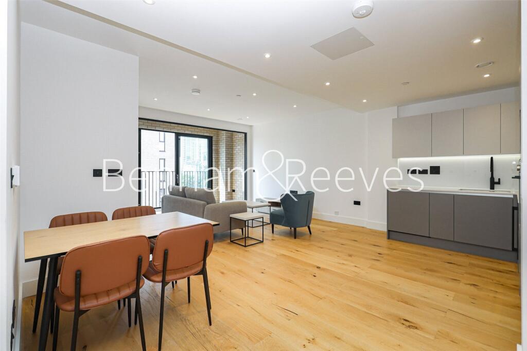 Main image of property: Graphite Square, London, SE11
