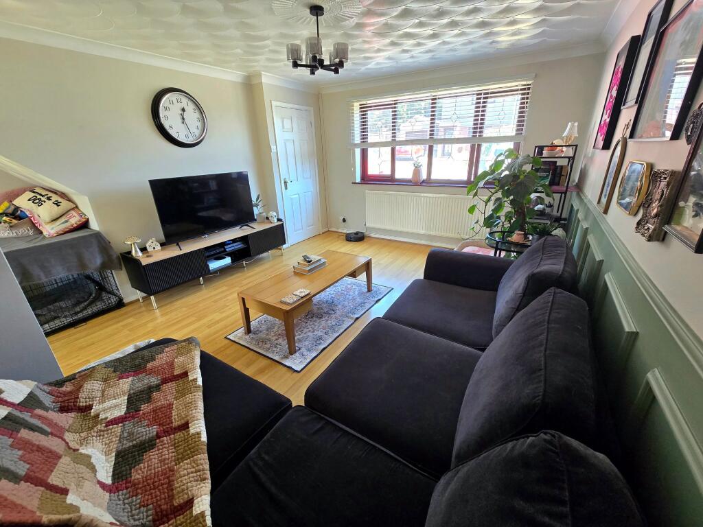 House in Bridgend, Brackla - More
