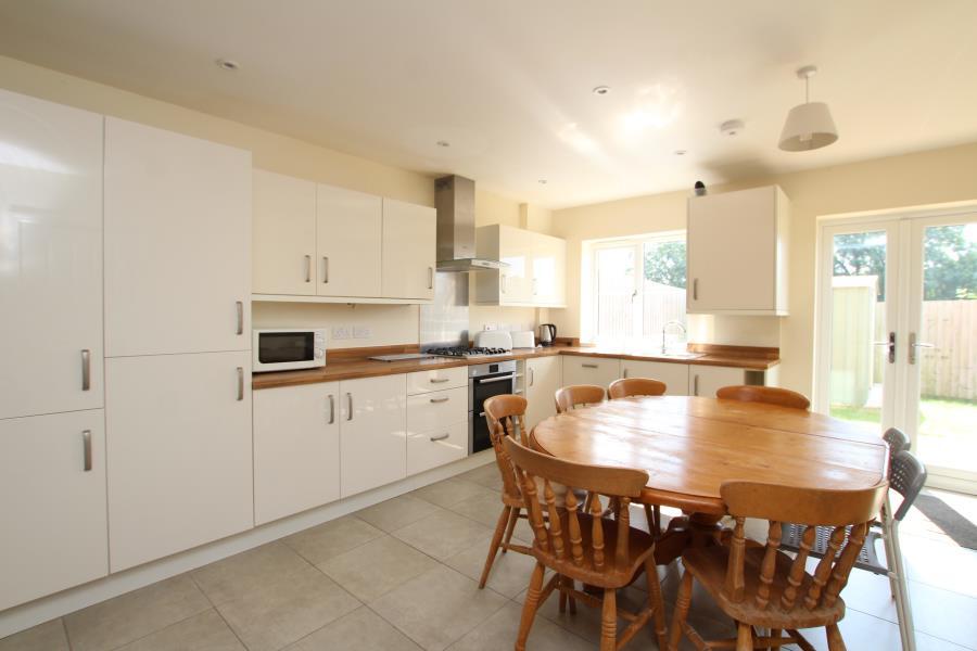 Main image of property: Foxglove Close - Stoke Gifford