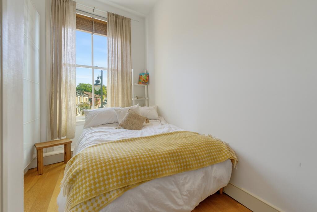 Apartment in London - View 4