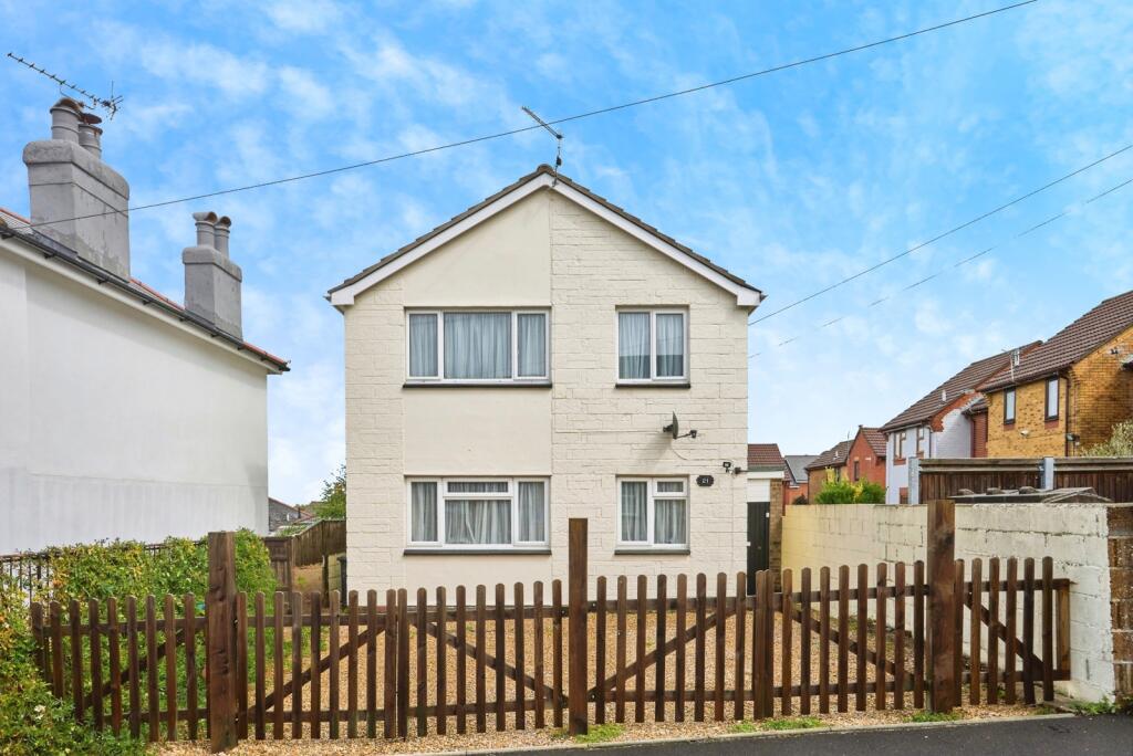 Main image of property: Woodhill Close, Ryde, Isle of Wight, PO33