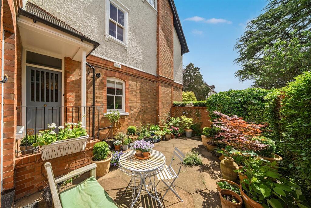Apartment in Shrewsbury, Kingsland - View 2
