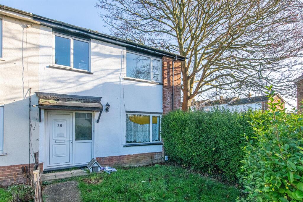 Main image of property: Swinburne Road, Wellingborough