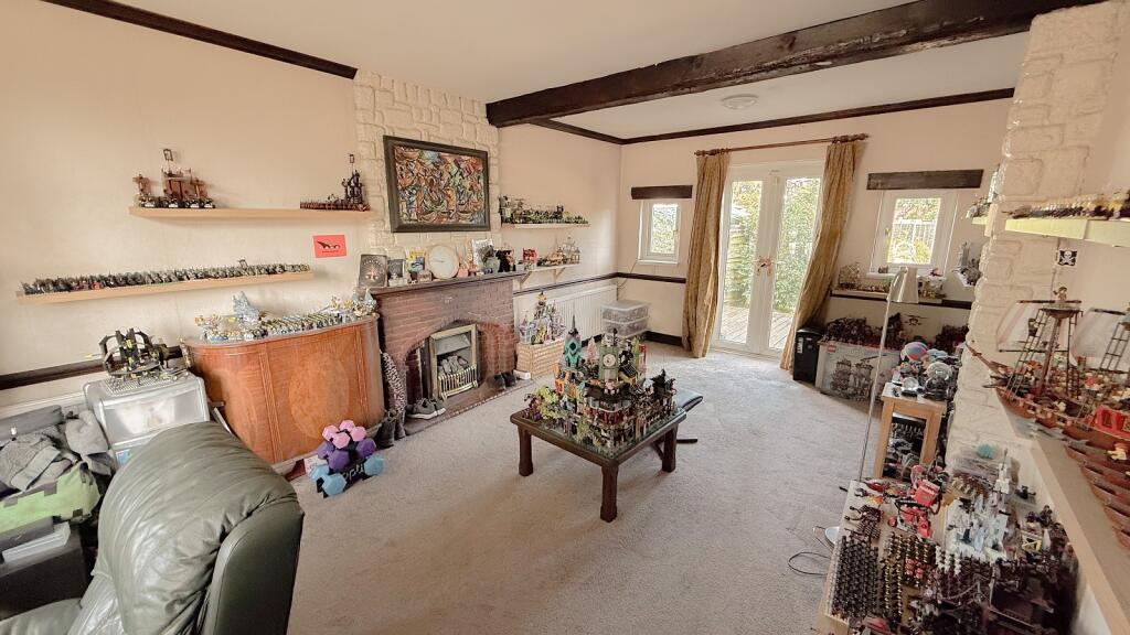 Colston Avenue, Carshalton, Surrey. SM5 photo 2