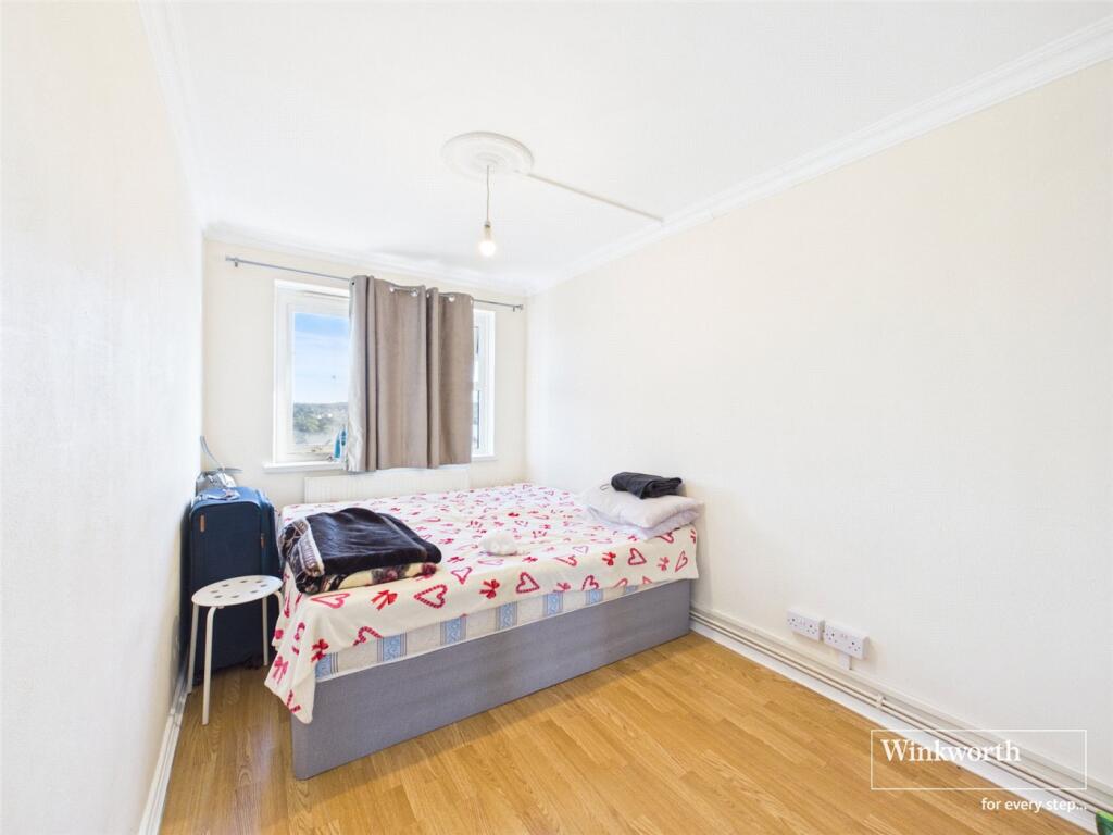 Apartment in London - View 5
