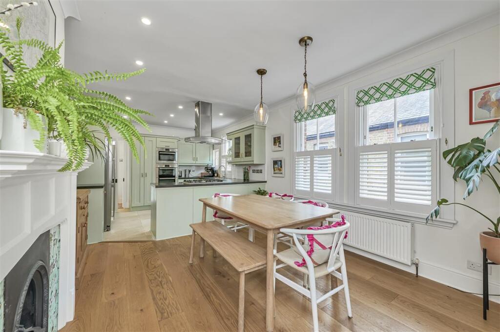 Main image of property: Weir Road, SW12