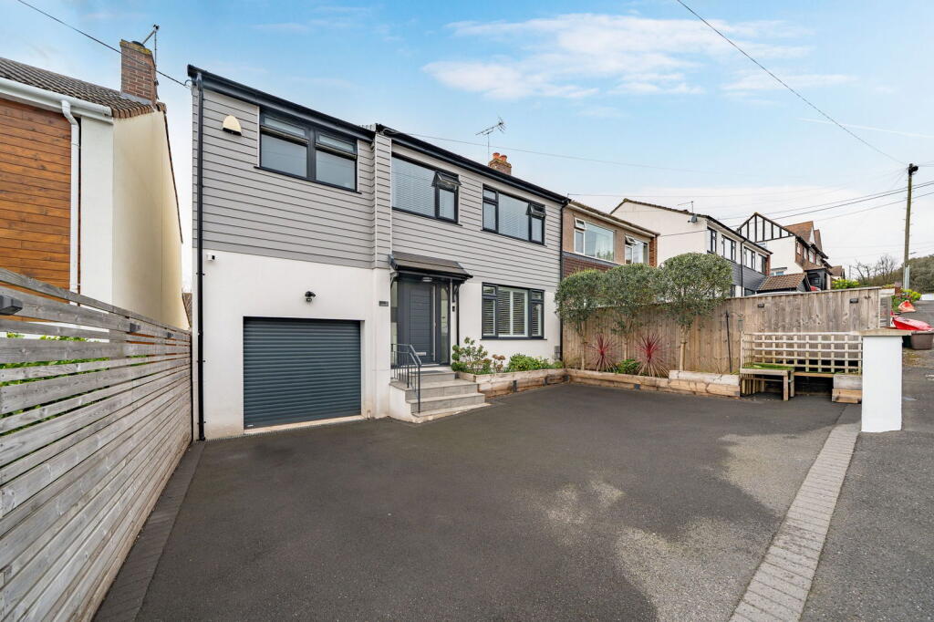 Main image of property: Gardner Road, Portishead, Bristol, BS20 7ER