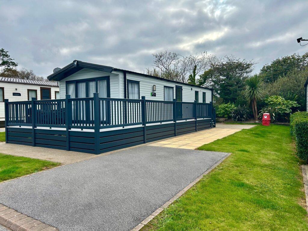 Main image of property: Oyster Bay Coastal and Country Retreat