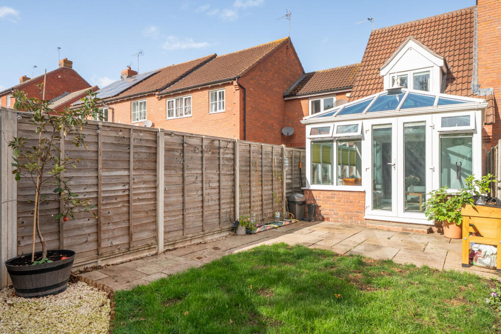 House in Gloucester - View 3