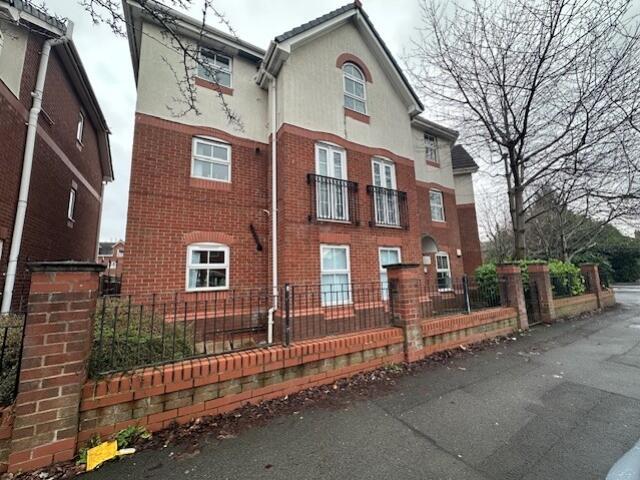 Main image of property: Parrs Wood Road, Manchester, M20 4SH