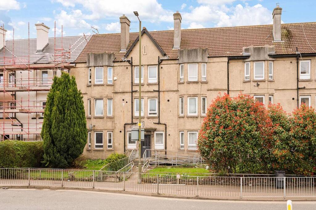 Main image of property: 71/3 Lochend Road South, Edinburgh, EH7 6BS
