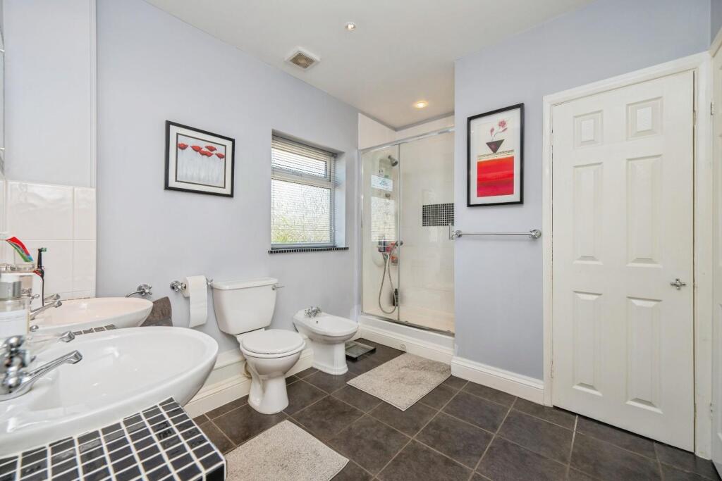 Additional image 20 of Park Lane, Bonehill, Tamworth