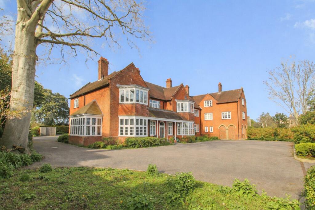 Red Gables, Hilperton