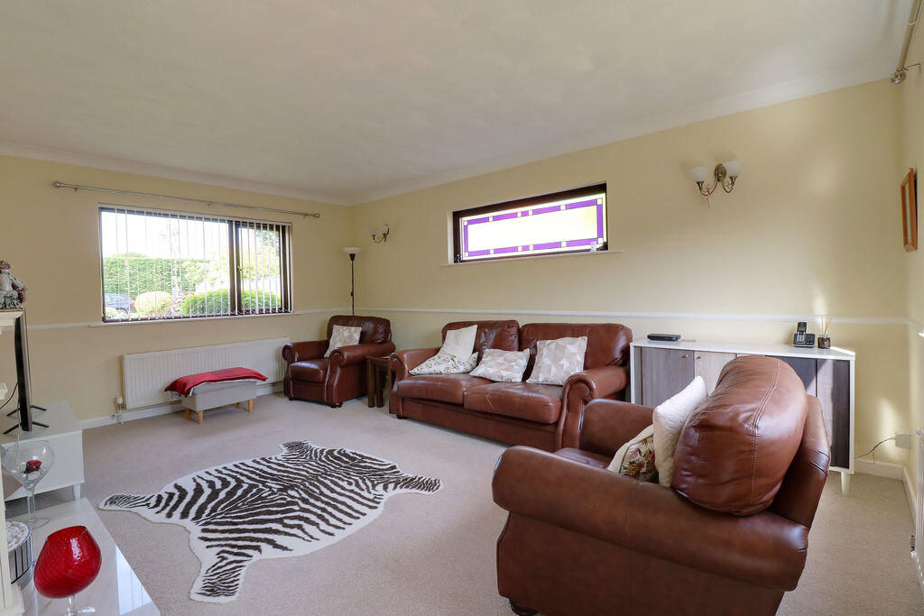 House in Havant, Hampshire - View 4