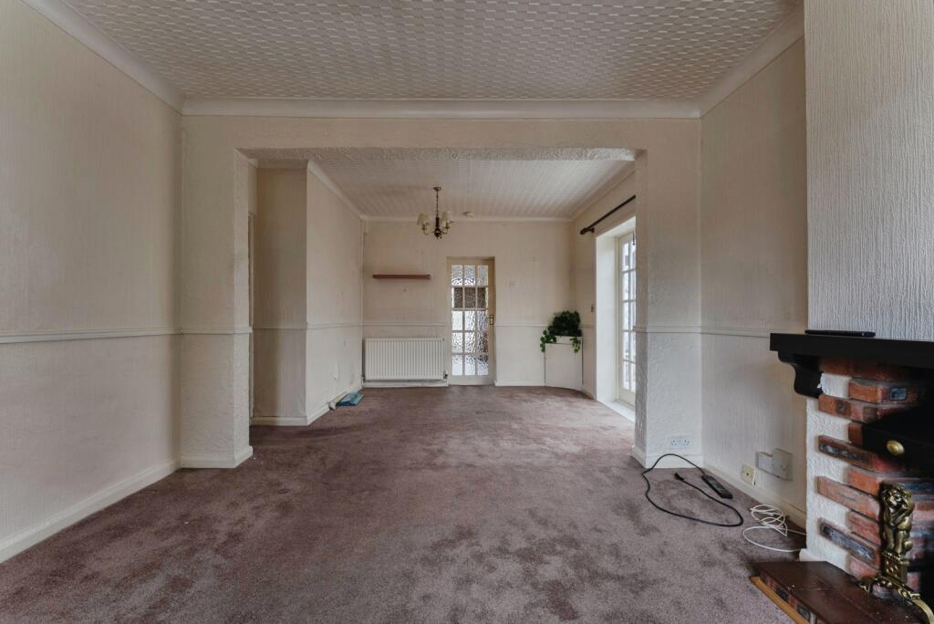 House in Chester, Ellesmere Port - More
