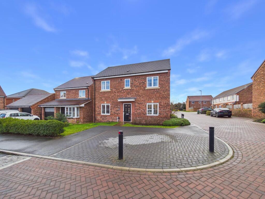 Main image of property: The Fouracres, Wakefield